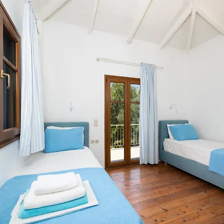 Pelagos Kyma Sivota (Lefkada)